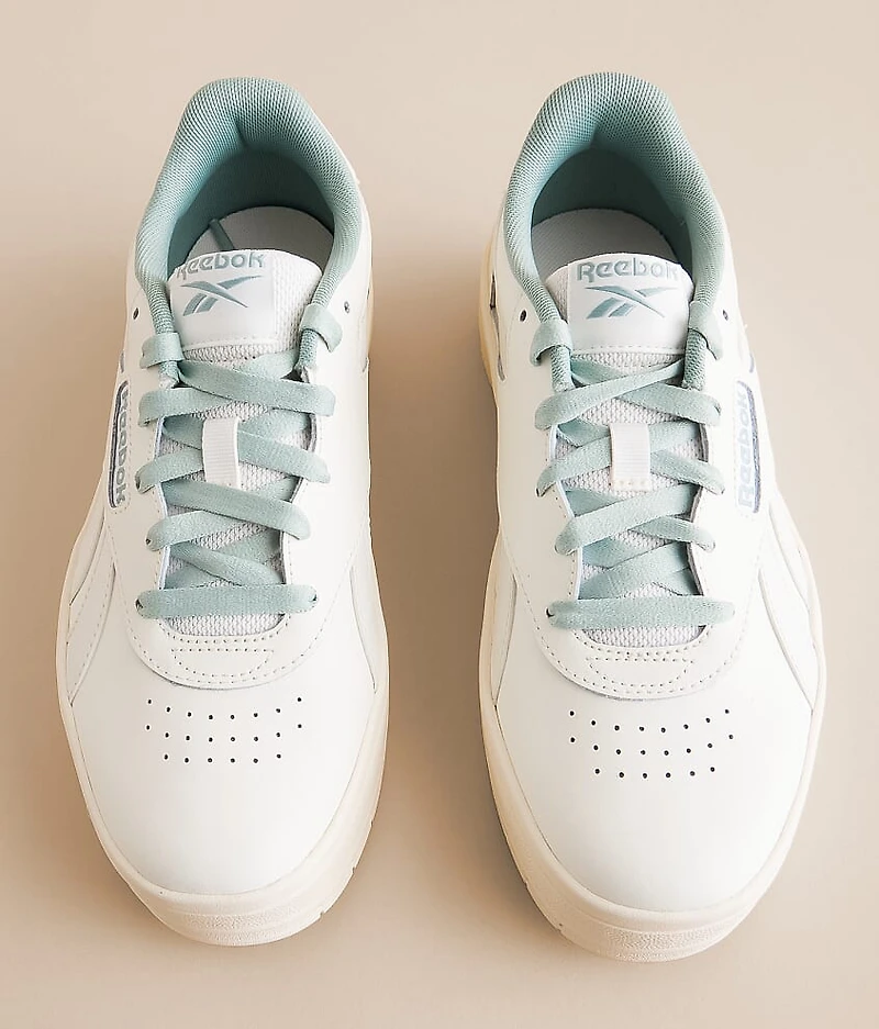 Court Advance Surge Leather Sneaker