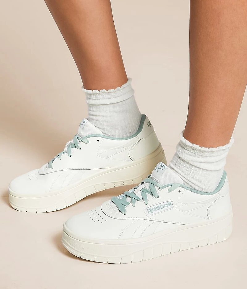 Court Advance Surge Leather Sneaker