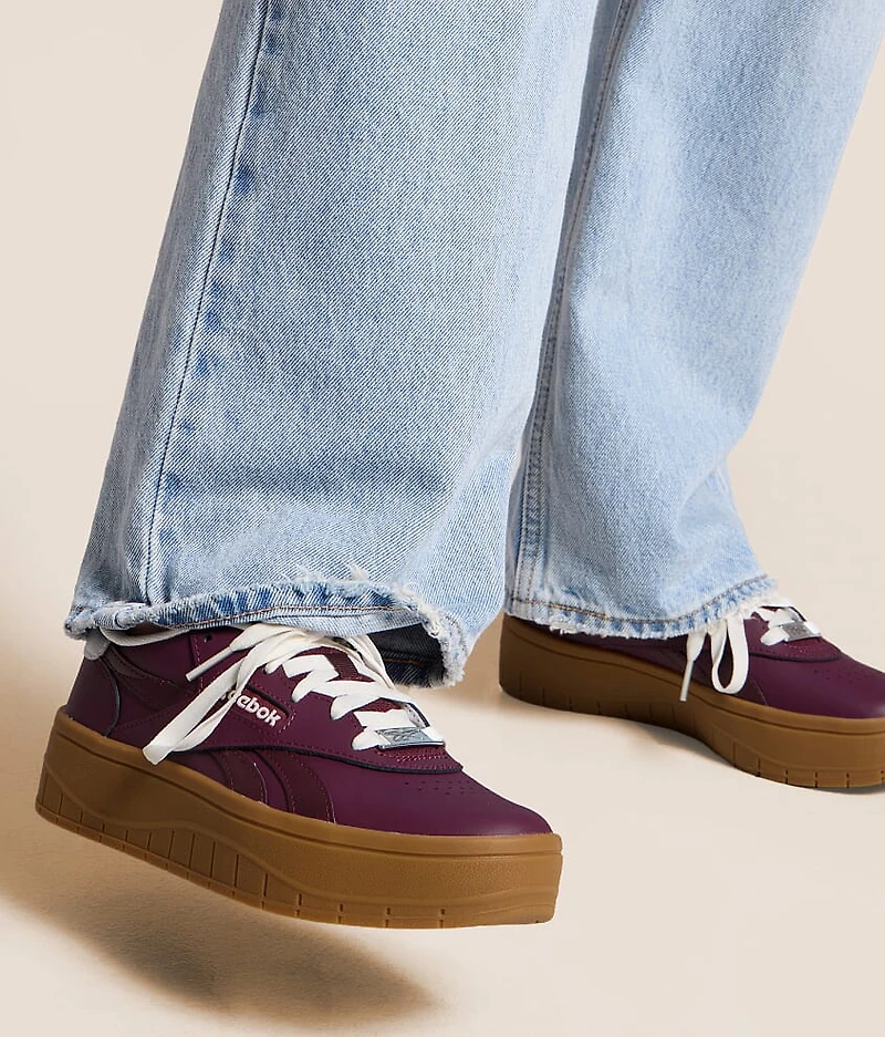 Court Advance Surge Leather Sneaker