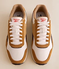 GL1100 Leather Running Sneaker