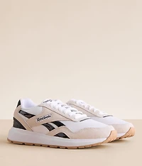GL1100 Leather Sneaker
