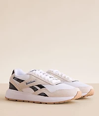 GL1100 Leather Sneaker