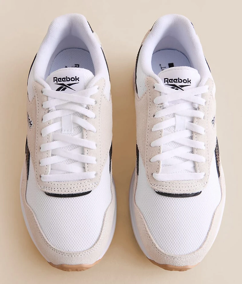 GL1100 Leather Sneaker