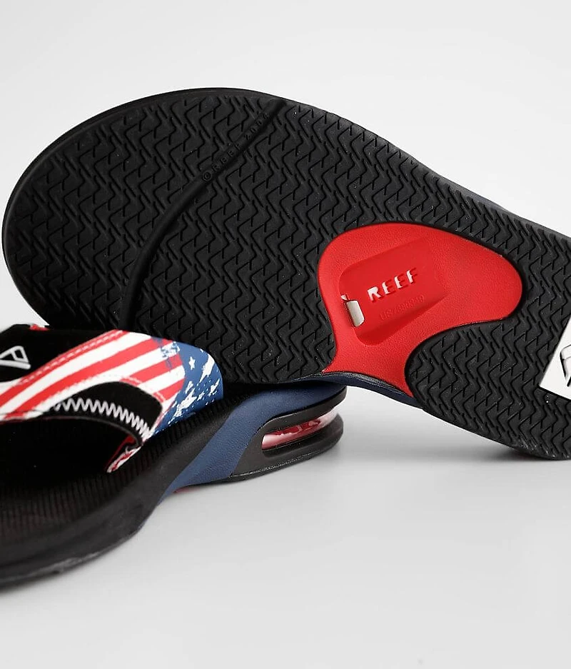 Fanning Stars & Stripes Flip