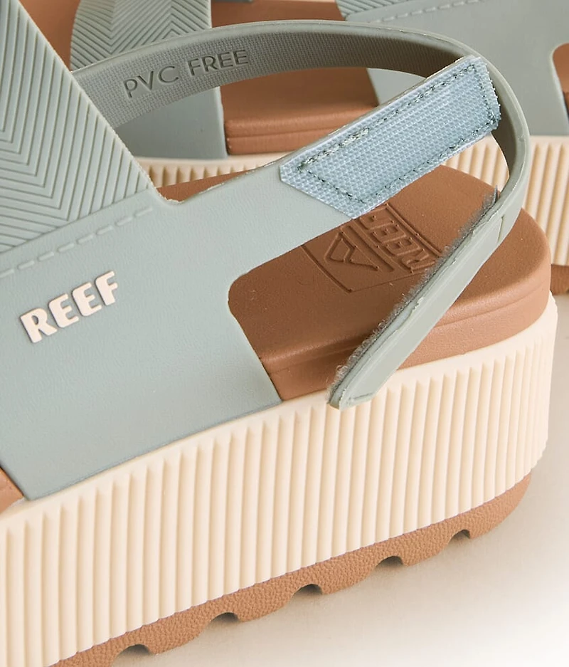 Water Vista Higher Flatform Sandal