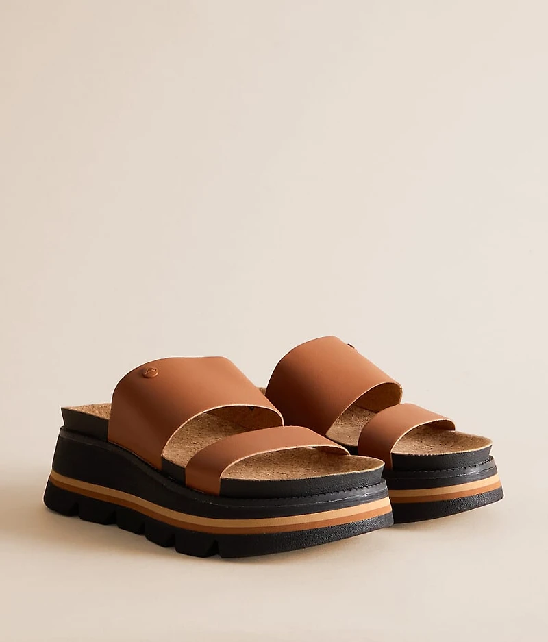 Vista Luxe Leather Sandal