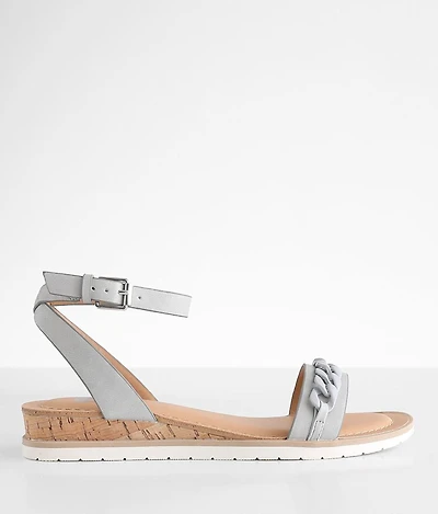 Fetch Sandal