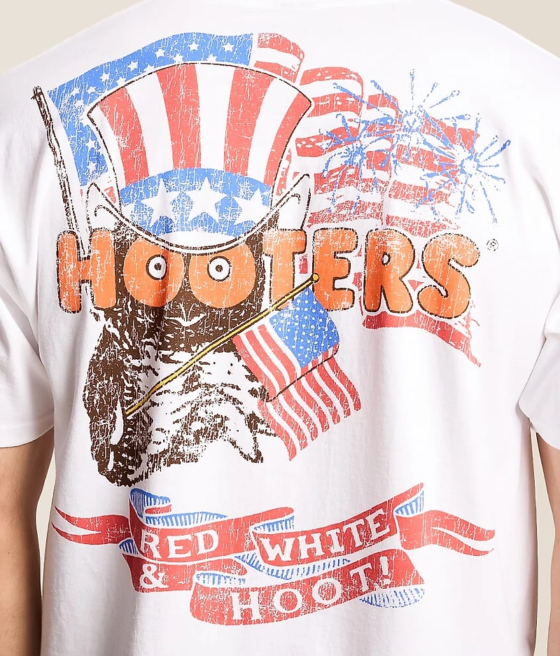 Hooters Red White & T-Shirt