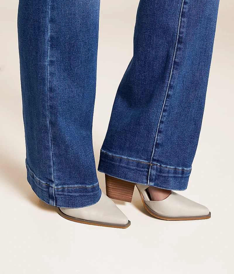 Mid-Rise Boot Stretch Jean
