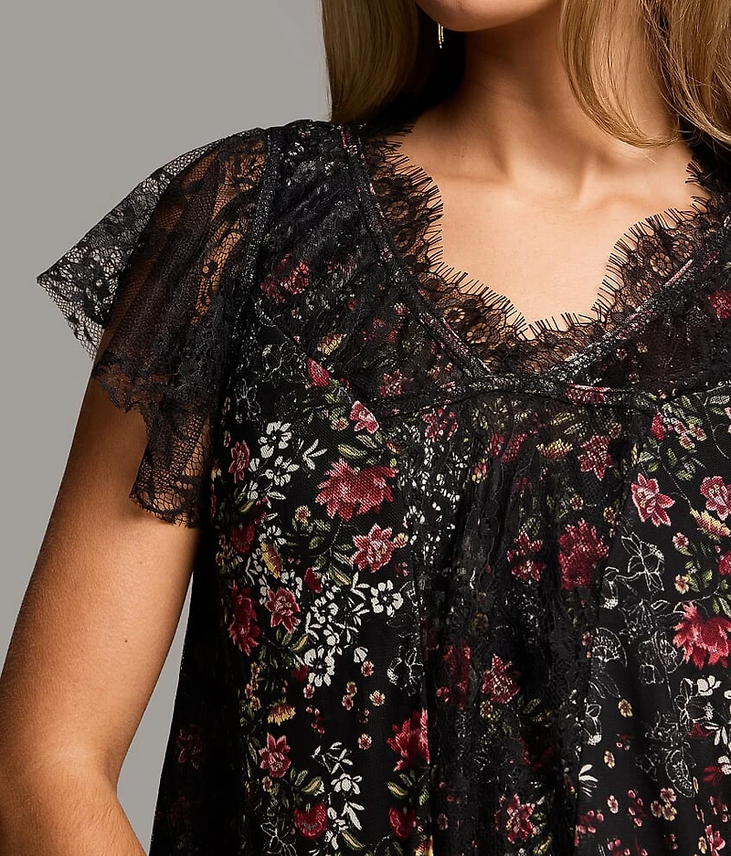 Floral Eyelash Lace Trim Top