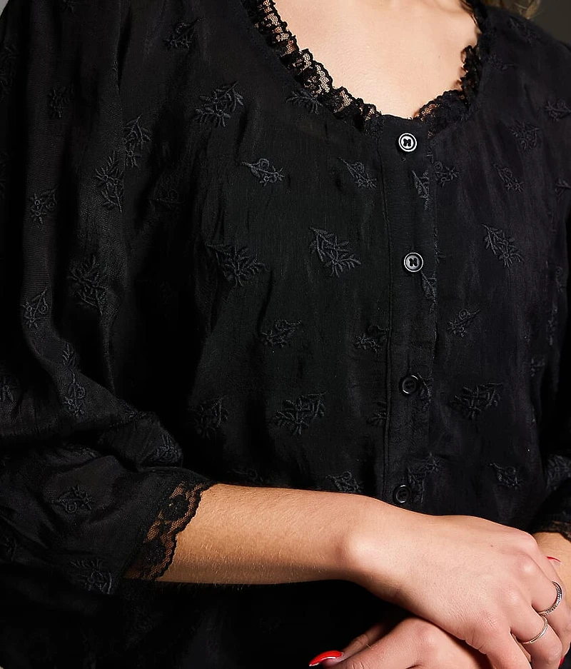 Refined Edit Floral Embroidered Top