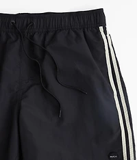 Breakout Stretch Short