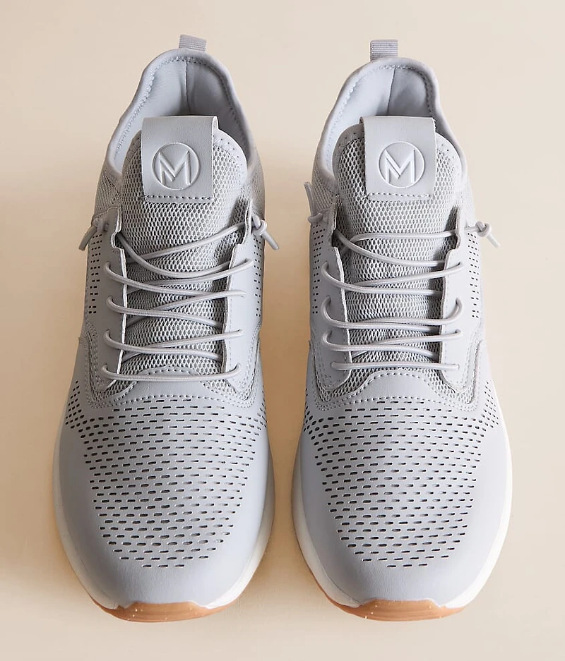 Essential Sneaker