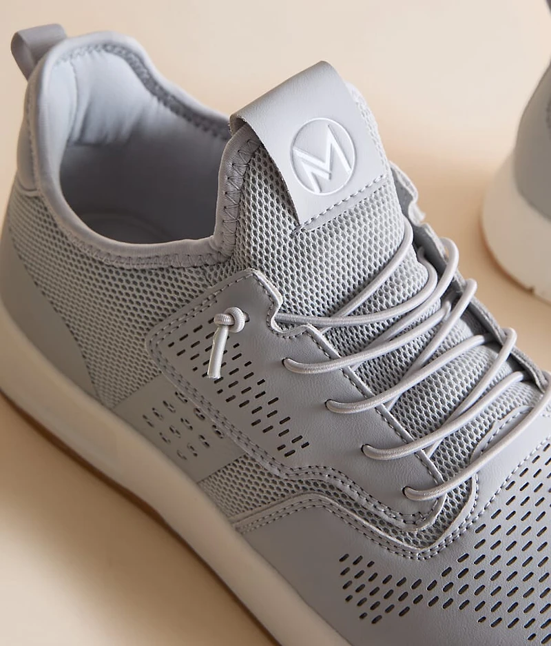 Essential Sneaker