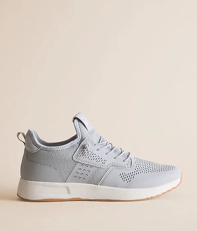 Essential Sneaker