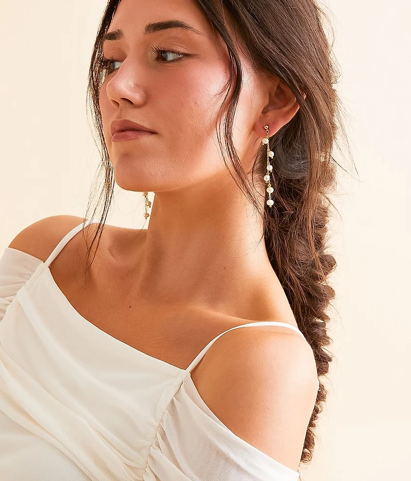 Melanie Faux Pearl Earring