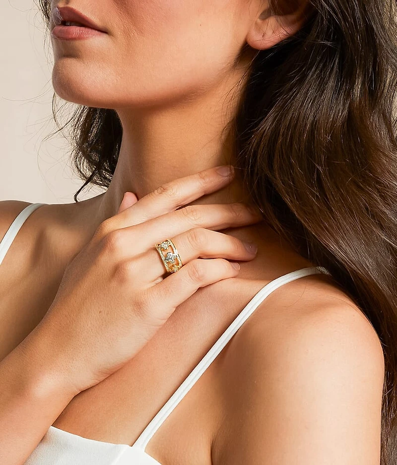 Mia Clover Ring