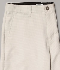Textured Standard Hybrid Stretch Short