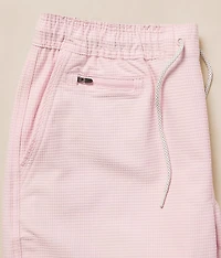 Textured Hybrid Stretch Short