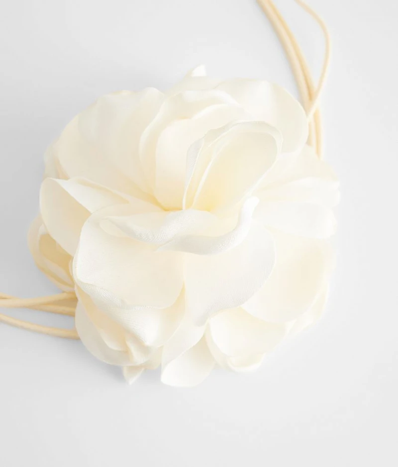 Rosette Necklace