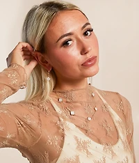 Mother Of Pearl Clover Necklace