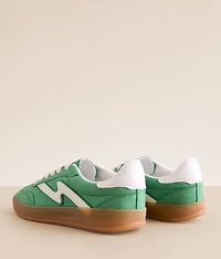 Gia Sneaker