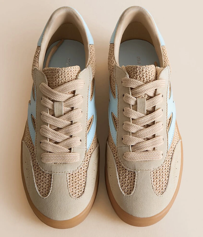 Gia Sneaker