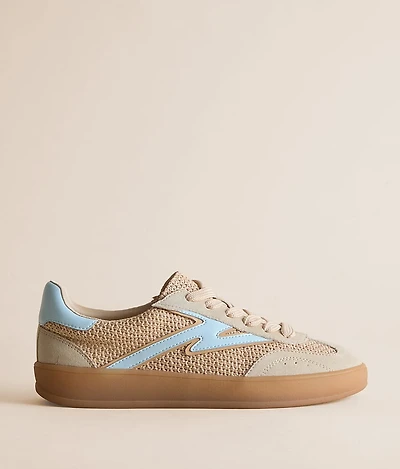 Gia Sneaker