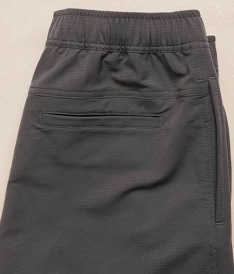 Textured Hybrid Stretch Short