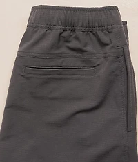 Textured Hybrid Stretch Short