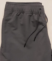 Textured Hybrid Stretch Short