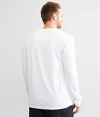 Performance Henley