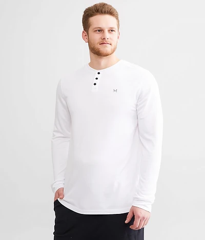Performance Henley