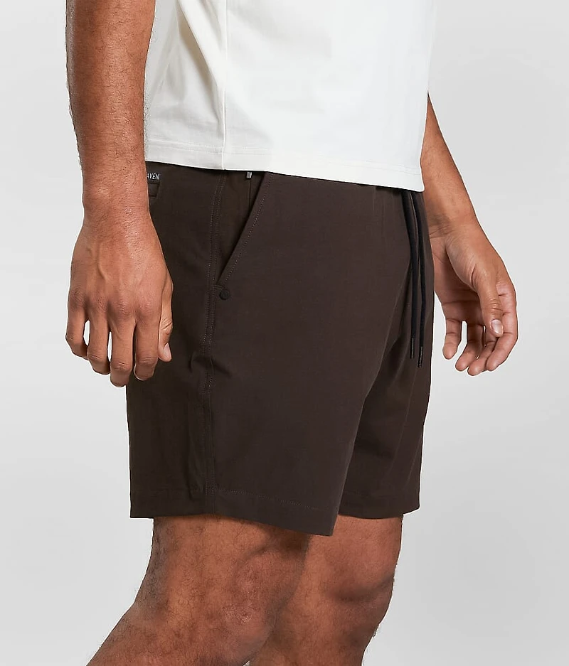 Essential Bow Performance Stretch Short