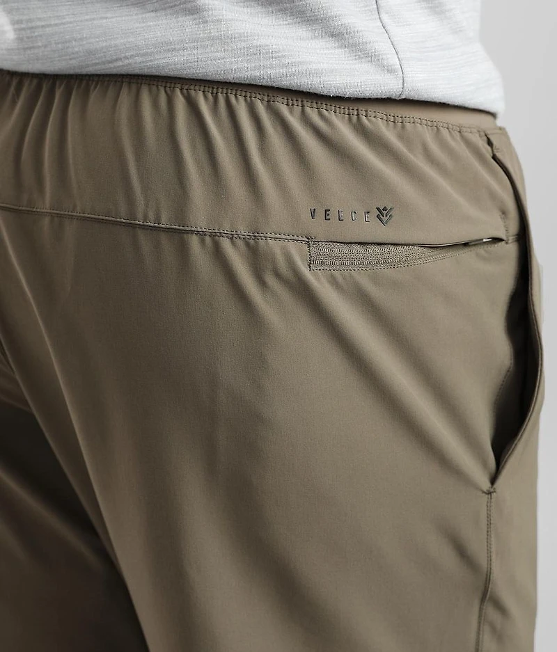 Desmond Performance Stretch Short