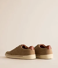 Zion Sneaker