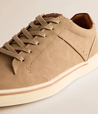 Zion Sneaker