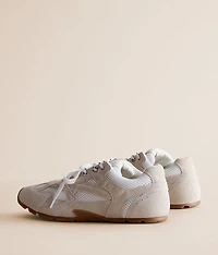 Aziel Leather Sneaker