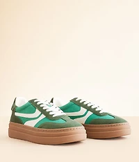 Dodge Sneaker