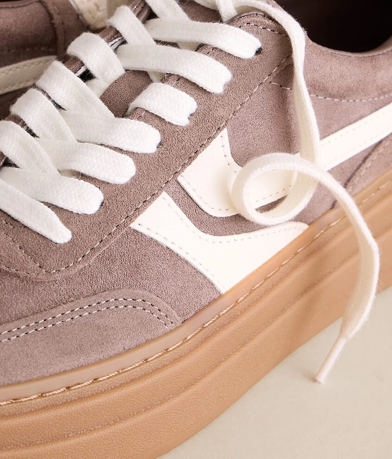 Dodge Leather Sneaker