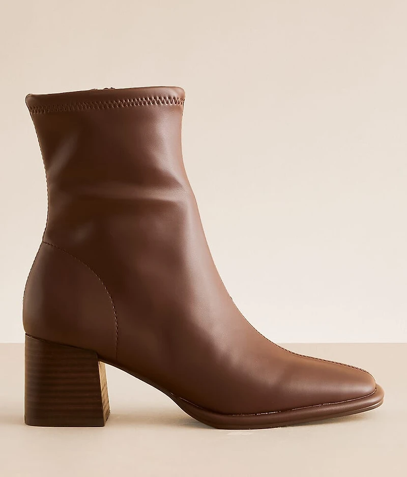 Pammy Ankle Boot