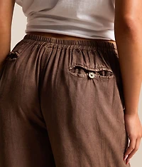 Cropped Wide Leg Cargo Pant
