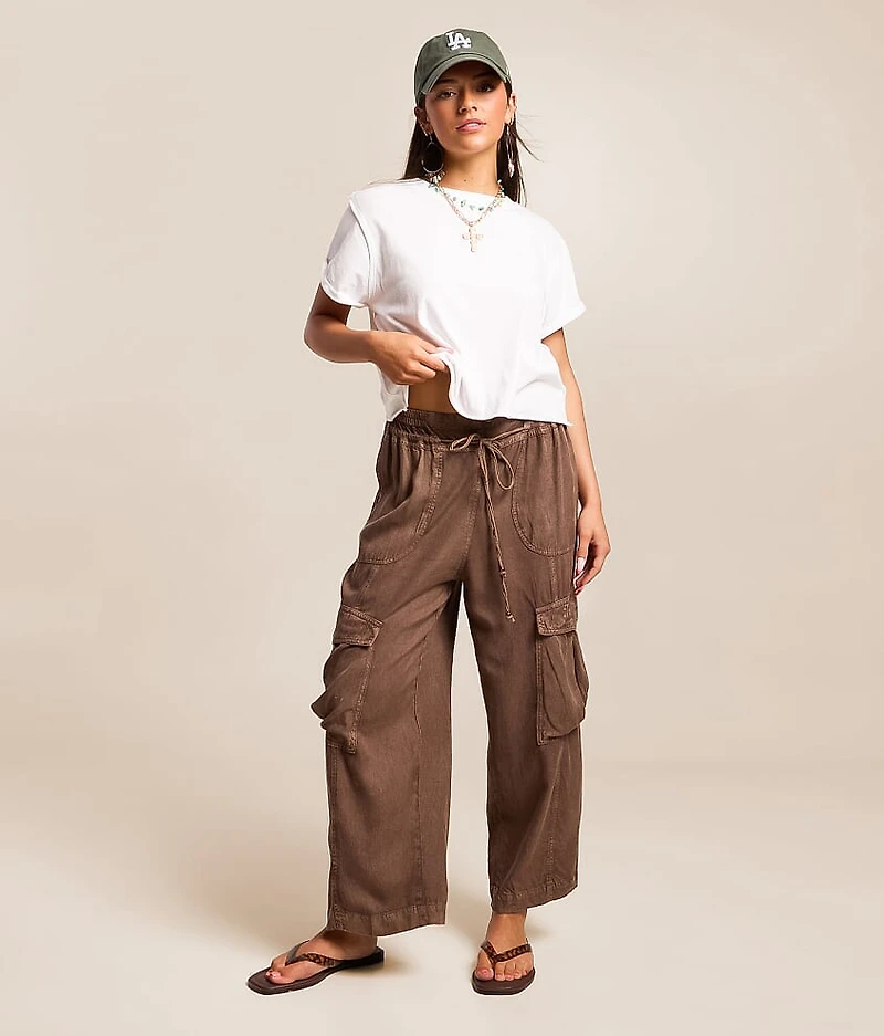 Cropped Wide Leg Cargo Pant