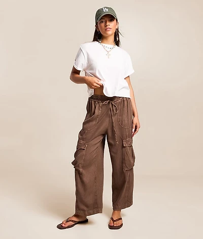 Cropped Wide Leg Cargo Pant