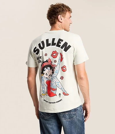 Betty T-Shirt