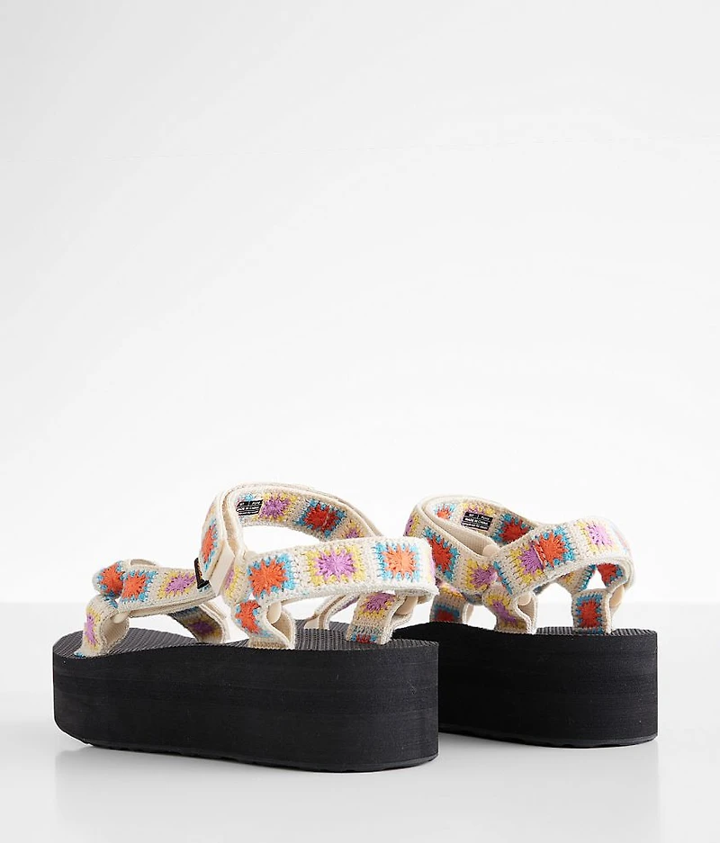 Universal Flatform Sandal