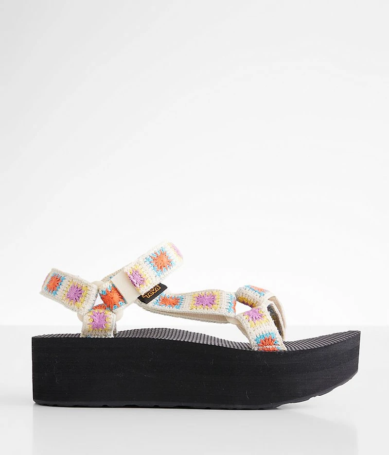 Universal Flatform Sandal