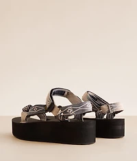 Flatform Universal Sandal