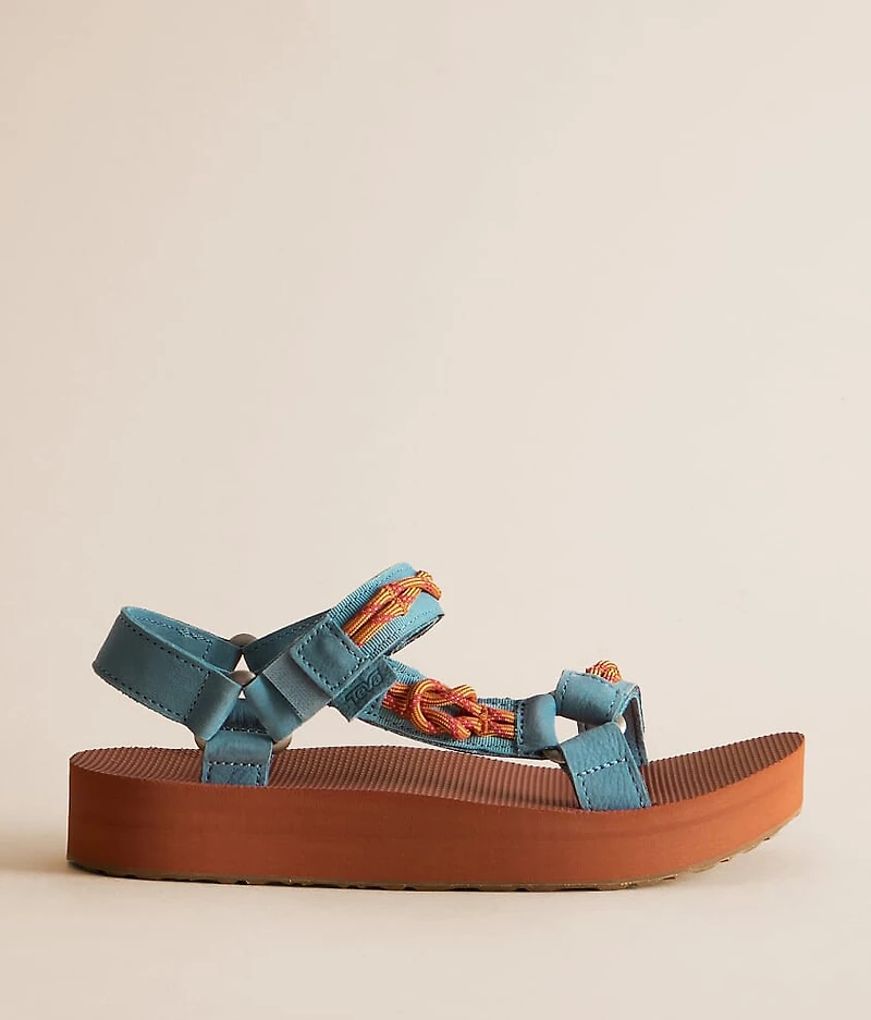 Midform Universal Knotted Sandal