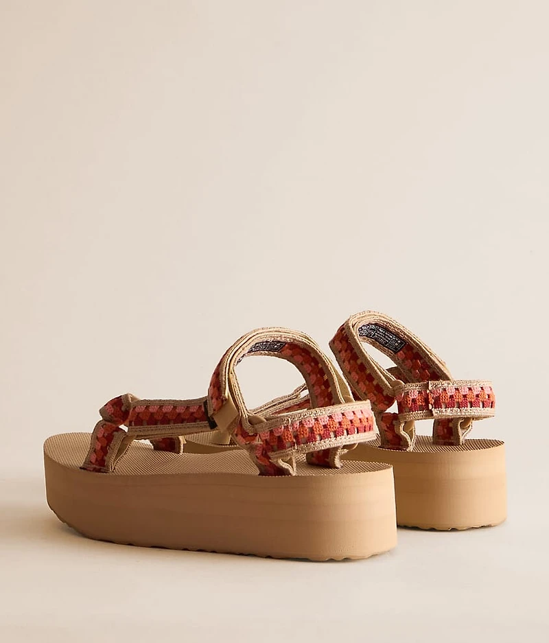 Universal Tessera Flatform Sandal